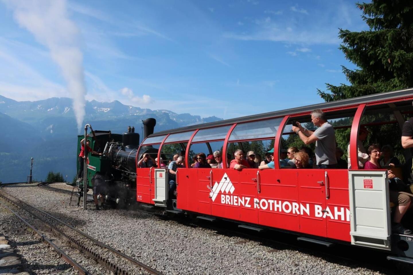 Maisonette 4.5 Zimmer, Naehe Ballenberg Hofstetten bei Brienz Bagian luar foto
